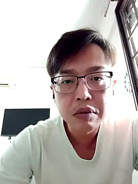 Snapshot of akumasian chatting on 03.22.25 akumasian online show from 03.22.25