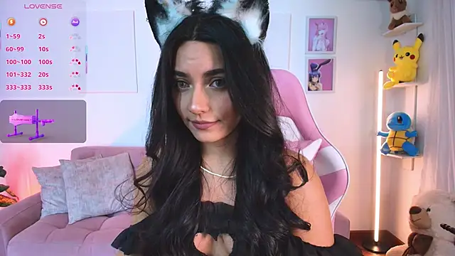 ariana bae  online show from 10.29.25