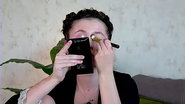 AshleyD  online show from 09.29.25