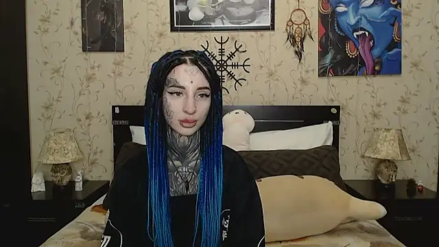 Snapshot of Velvetbat chatting on 02.01.26 Velvetbat online show from 02.01.26