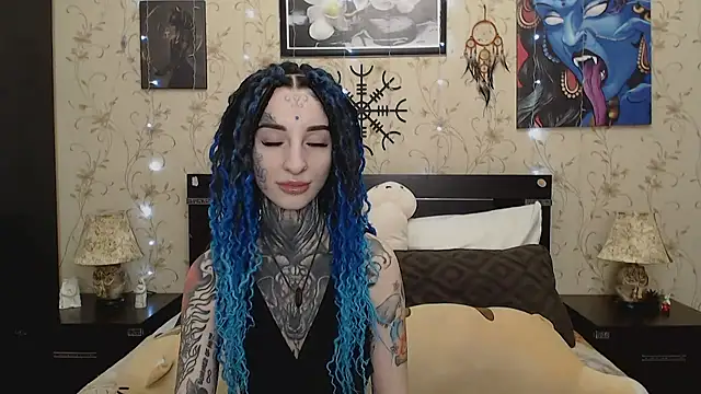 Snapshot of Velvetbat chatting on 03.03.26 Velvetbat online show from 03.03.26