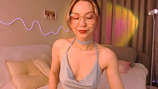 Lilo Sims online show from 09.29.25