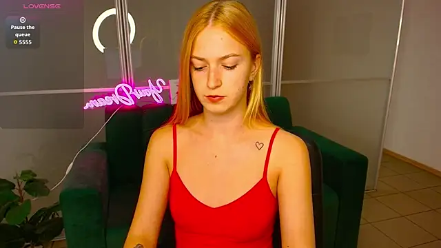 MirandaMayers online show from 09.26.25