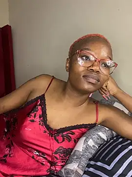 YummyMelanin117 online show from 09.28.25