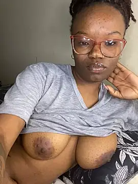 YummyMelanin117 online show from 01.16.26