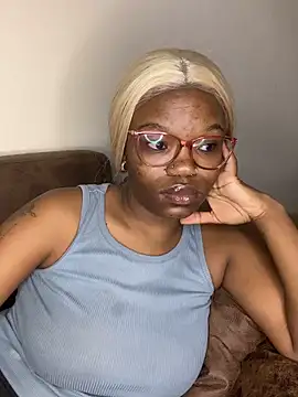 YummyMelanin117 online show from 02.22.26