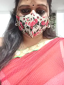 Snapshot of aparna99 chatting on 02.01.26 aparna99 online show from 02.01.26