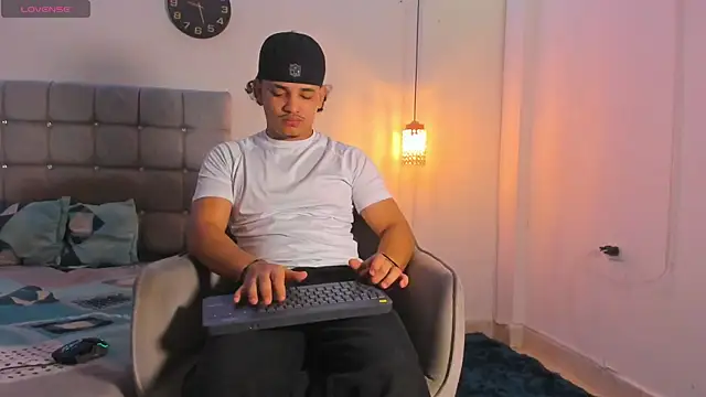 samxx muscle online show from 11.29.25