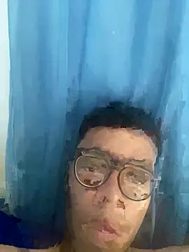 Snapshot of hiaguexxx chatting on 03.19.25 hiaguexxx online show from 03.19.25