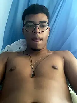 Snapshot of hiaguexxx chatting on 10.11.25 hiaguexxx online show from 10.11.25