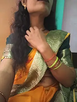 Eshna Dabral online show from 09.20.25