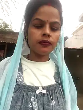 Eshna Dabral online show from 10.31.25