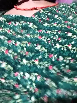 Eshna Dabral online show from 11.05.25