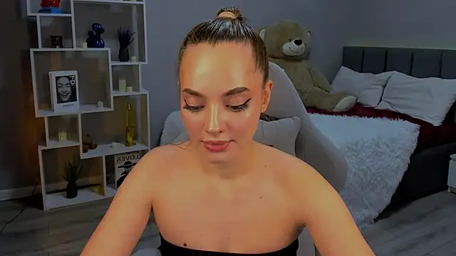 MelanieAlves online show from 11.25.25