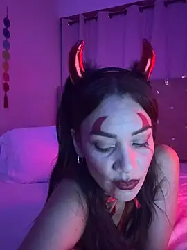 sofia8428 online show from 10.28.25