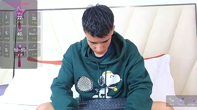 Hotboy21  online show from 10.17.25