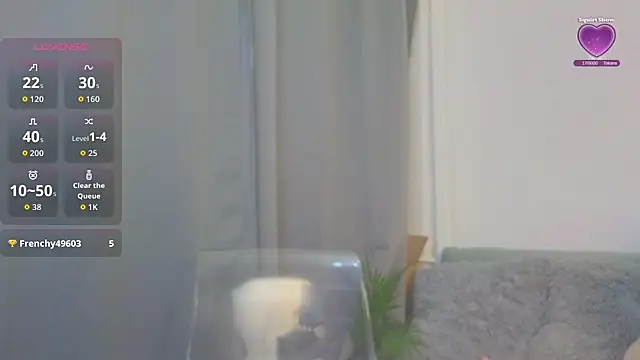 Snapshot of MellisaKim chatting on 10.11.25 MellisaKim online show from 10.11.25