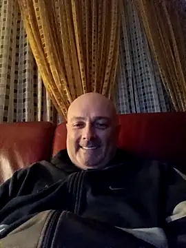 Snapshot of Alexis_Bull chatting on 10.22.25 Alexis Bull online show from 10.22.25