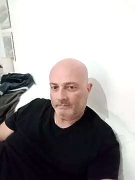 Snapshot of Alexis_Bull chatting on 10.24.25 Alexis Bull online show from 10.24.25