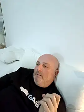 Alexis Bull online show from 02.28.26