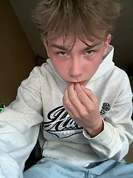 Snapshot of colar55x chatting on 03.22.25 colar55x online show from 03.22.25