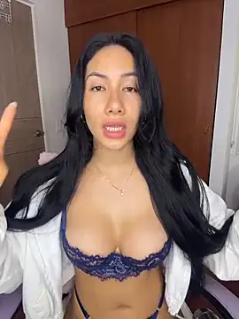 ArianaReynoldss online show from 03.08.26