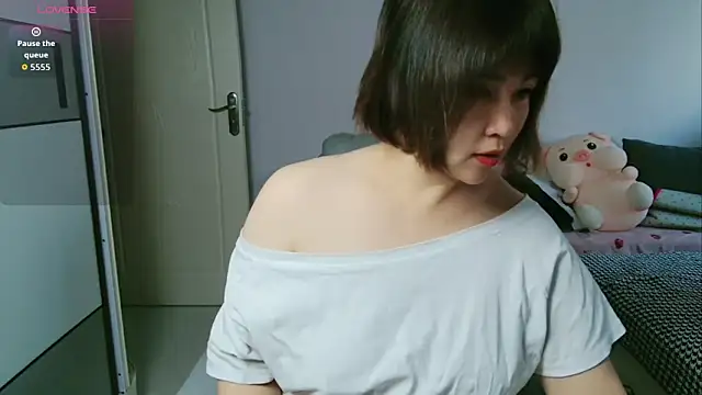 awamei online show from 10.13.25