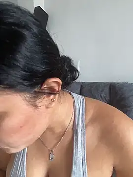 Snapshot of carlafox05 chatting on 05.19.26 carlafox05 online show from 05.19.26