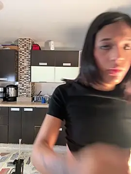 Snapshot of AgataDoll chatting on 10.19.25 AgataDoll online show from 10.19.25