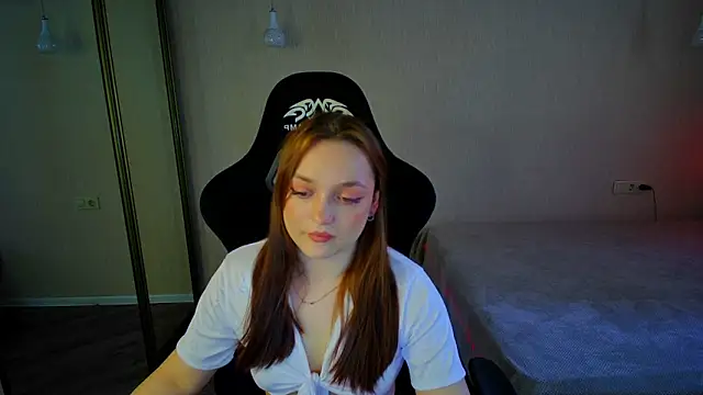 Snapshot of VanessaWilsons chatting on 03.21.25 VanessaWilsons online show from 03.21.25