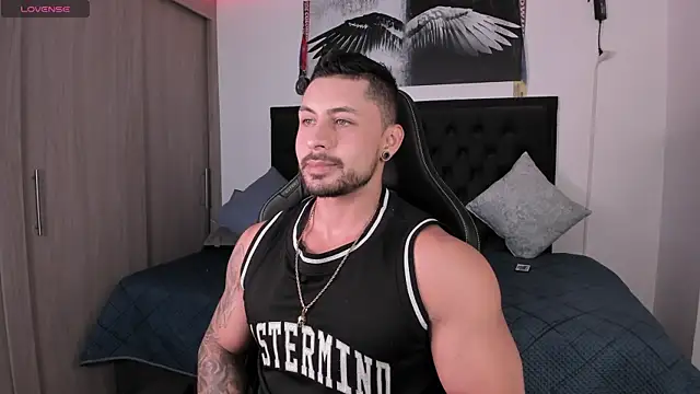 Snapshot of santi_aesthetic chatting on 09.22.25 santi aesthetic online show from 09.22.25