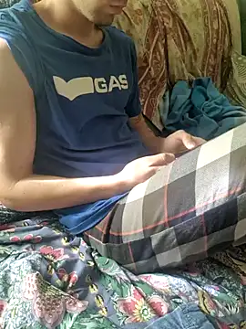 tipetto06 online show from 10.03.25