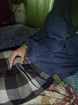 tipetto06 online show from 10.30.25