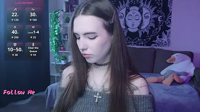 naugghtynikki online show from 11.04.25