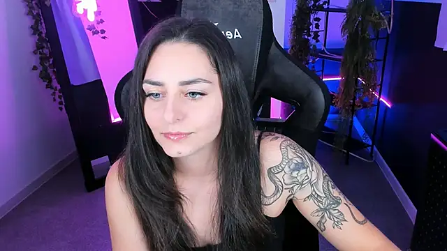 ValeriiMills online show from 10.02.25