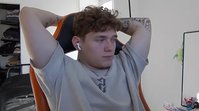 DanyDavis online show from 10.08.25