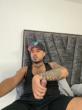 PapiStan online show from 10.24.25