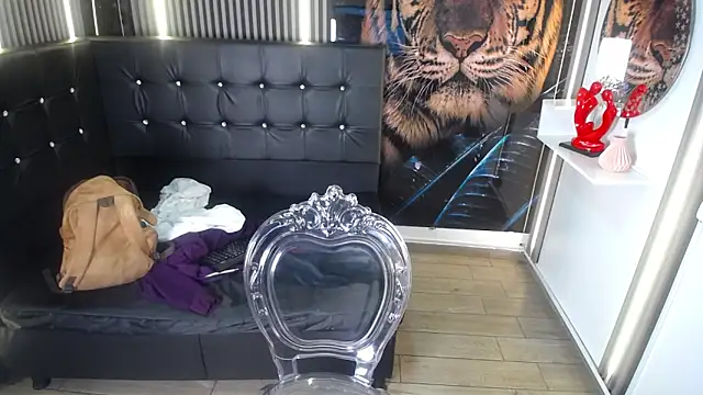 Cerecitaa02  online show from 11.17.25