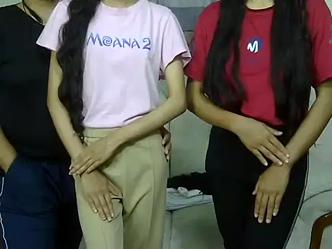 SistersLove3 online show from 03.23.25