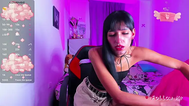 SkylerBennet online show from 04.06.26