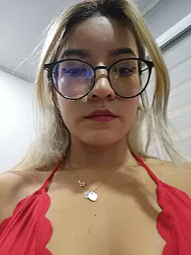 Pretty roxxyy online show from 12.05.25