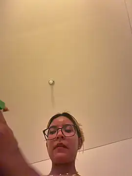 Snapshot of Pretty_roxxyy chatting on 03.01.26 Pretty roxxyy online show from 03.01.26