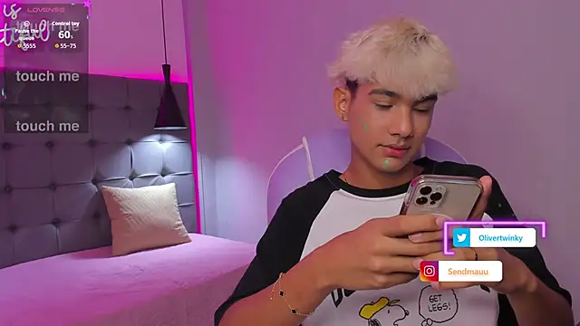 OliverTwinky online show from 10.02.25