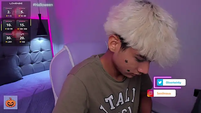 OliverTwinky online show from 10.17.25