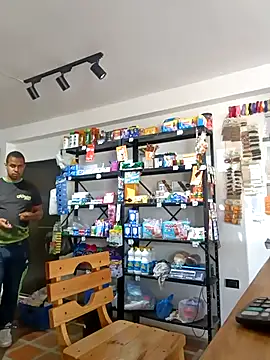 Snapshot of elnegro707070 chatting on 10.12.25 elnegro707070 online show from 10.12.25