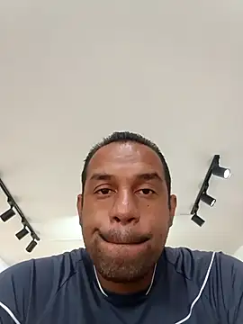 Snapshot of elnegro707070 chatting on 10.23.25 elnegro707070 online show from 10.23.25