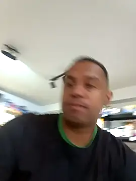 Snapshot of elnegro707070 chatting on 11.07.25 elnegro707070 online show from 11.07.25