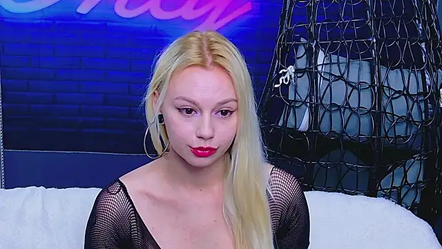 AlessiaCroft online show from 04.22.26