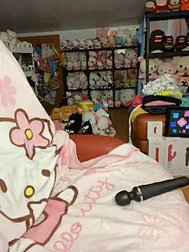 w3tkittty online show from 11.07.25