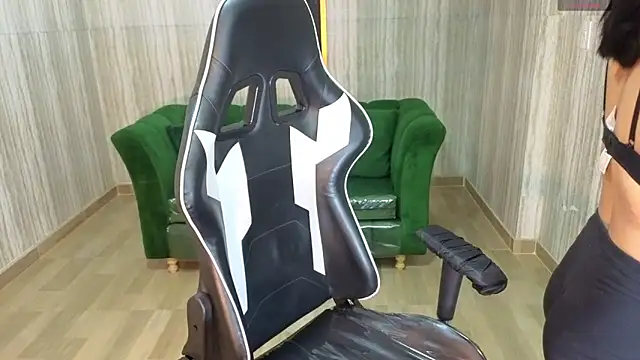 clementine t online show from 10.19.25